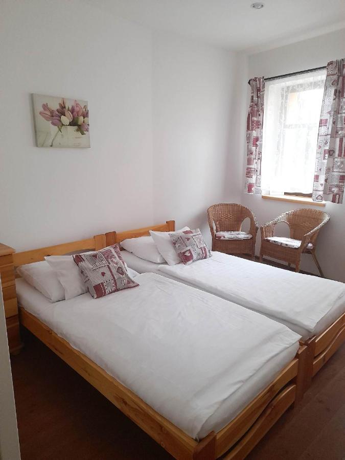 Hotel Strelnice Teplice nad Metuji Bagian luar foto